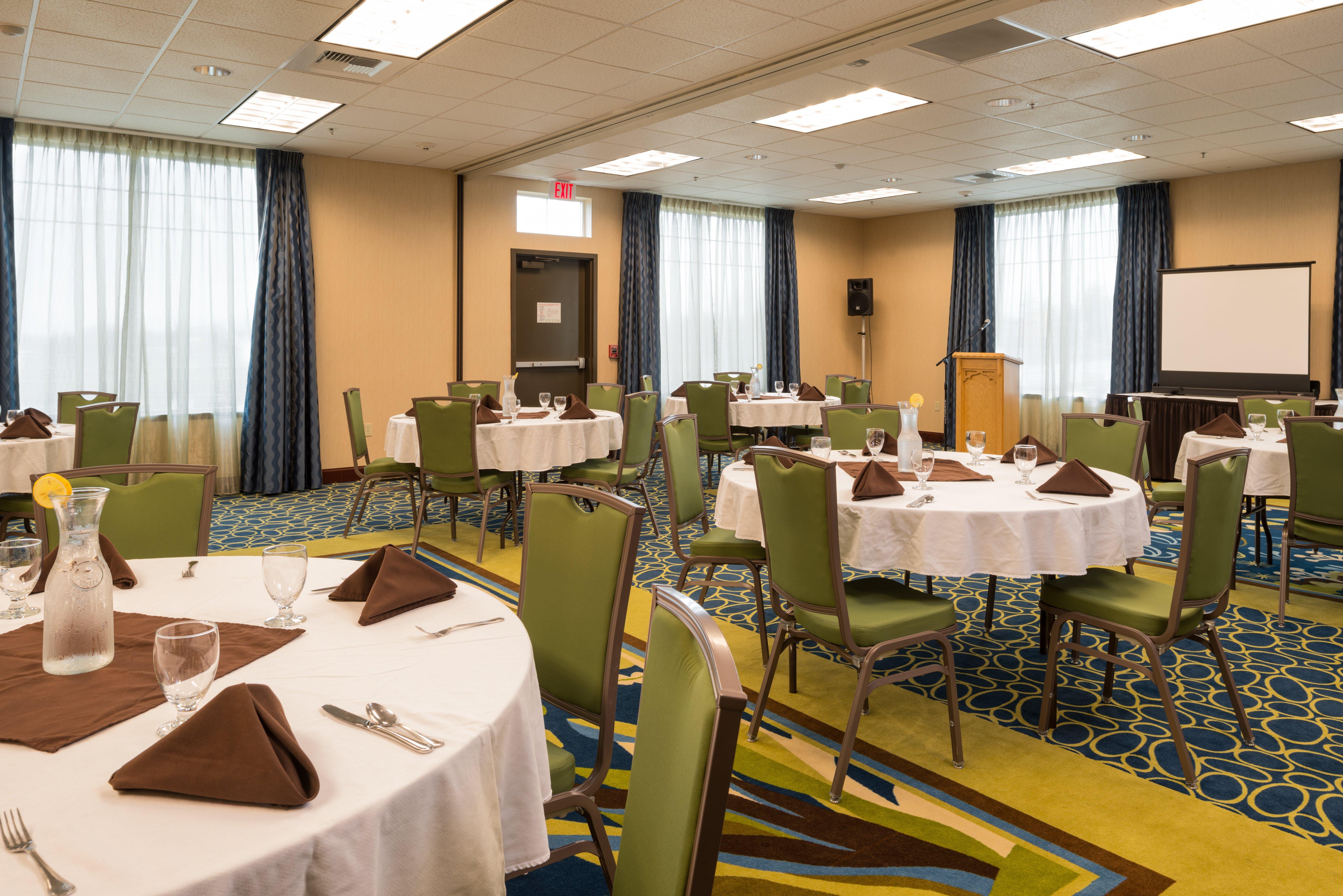 Holiday Inn Express Hotel & Suites North Sequim By Ihg Bagian luar foto